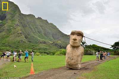 Los moai de la isla de Pascua tienen cuerpo... 2b