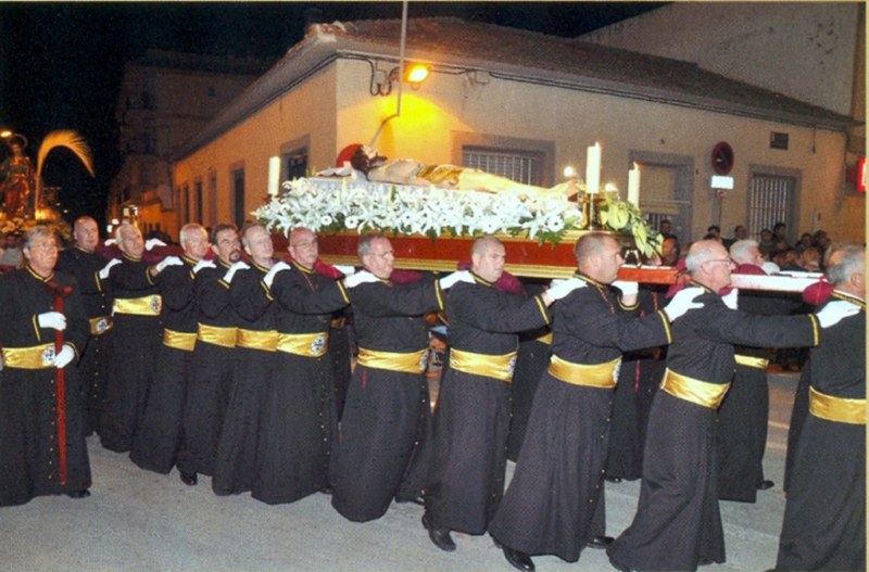 Curiosidades de la Semana Santa española Cristo_Yacente