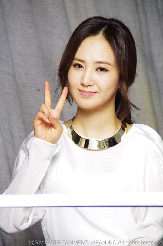 [PICS][9/9/2012] Yuri Japan Mobile Fansite New Pictures  JI2DF