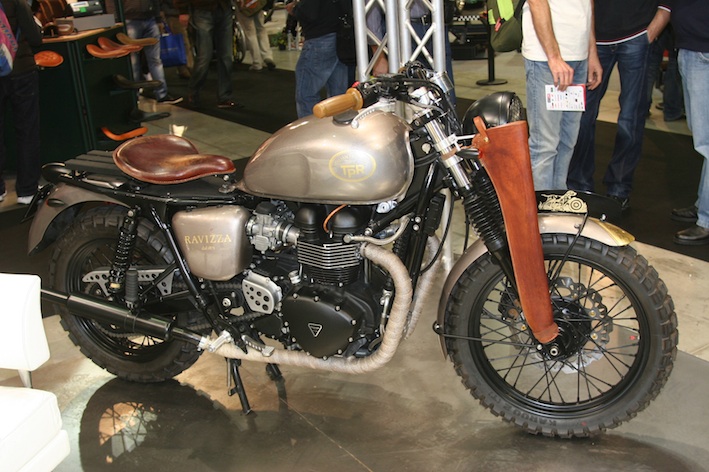 Bonneville TPR Sideburn%2BTRP%2BPointer