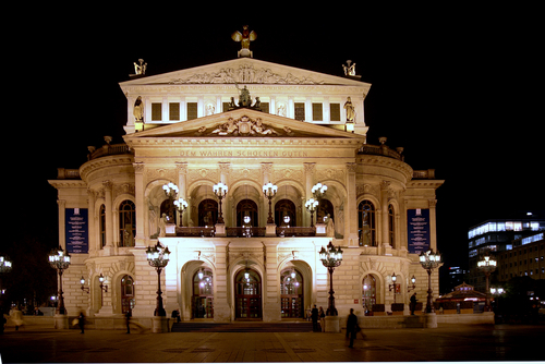 COSAS CURIOSAS  DE MI VIAJE POR ALEMANIA - Página 5 Old-opera-house-frankfurt-d1349