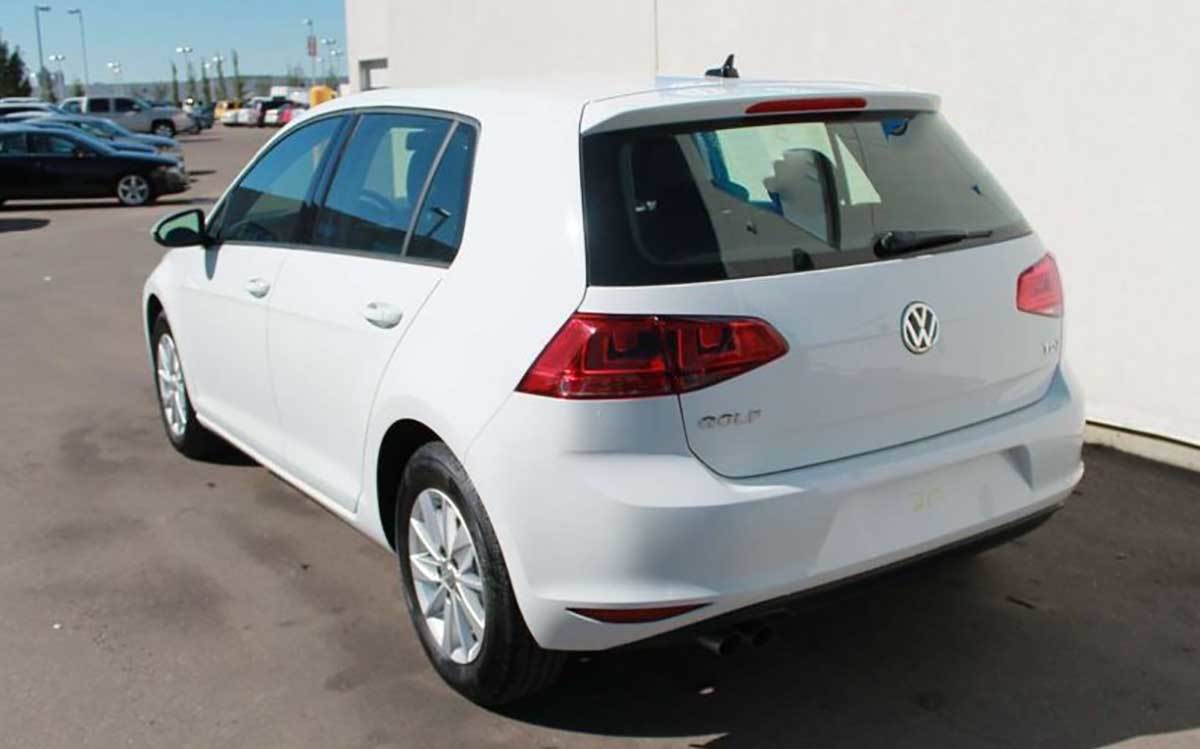 Volkswagen Golf VII - Página 23 VW%2BGolf%2BTrendline%2B(17)