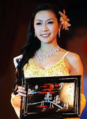 Miss Viet Nam World generation Images842248_huonggiang