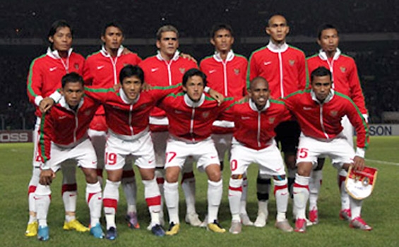 8 Hal yang Membuat Kita Makin Cinta Pada Indonesia Timnas-Indonesia-AFF-2010