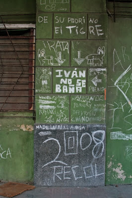 Fotos de los logros de la "robolucion" .....del espacio de cubanoviejo Grafiti