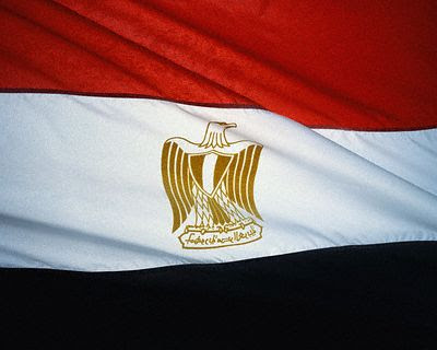 ثارت أرض الكنانة .. إهداء لأبطال ميدان التحرير  Egypt%20Flag%202