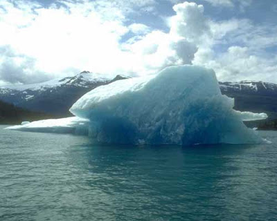 125000 வருட பூவியியல் வரலாற்றில் முதன் .... Iceberg