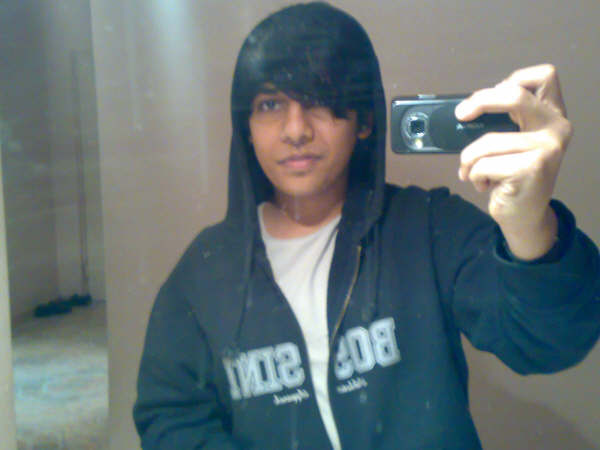 صور للايمو بوي السعودي محمد سعد Hot-emo-boy_3