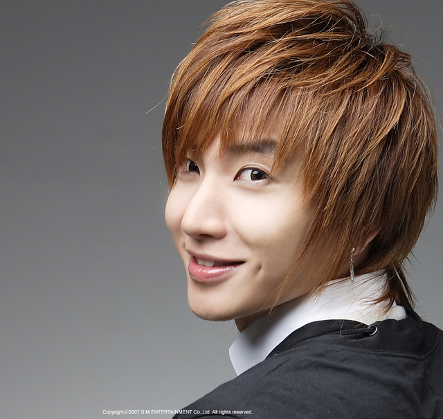 ليتوك و محادثة بين ليتوك و أينهيوك واوووو روعة  Leeteuk