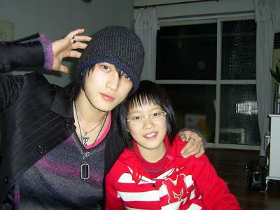 [صور] جيجونغ مع العائلة^^ 0jaejoongcousin