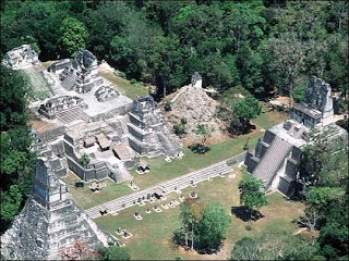 La desaparición de los Mayas Ruinas-maya