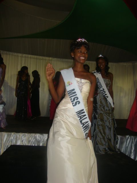 Faith Chibale (MALAWI 2011) DSC03721