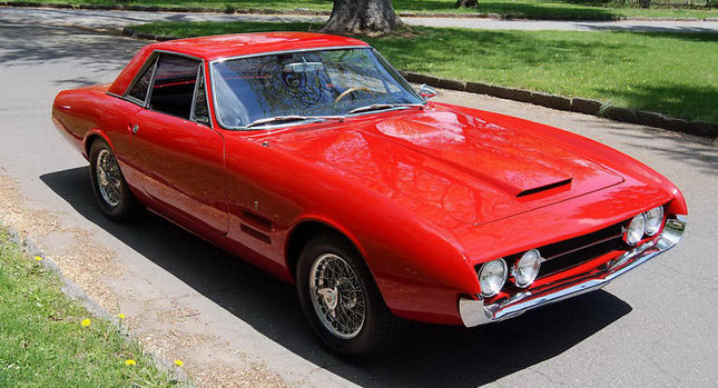 Lien de parenté 1967-Ghia-450-SS-Spyder-0