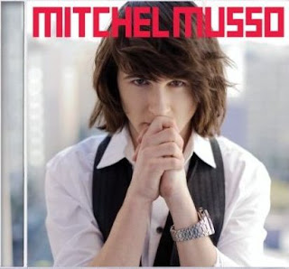 PICOS, PALAS  Y ACHUCHONES - di quien te cae bien y que le darías. Mitchel-musso-cd