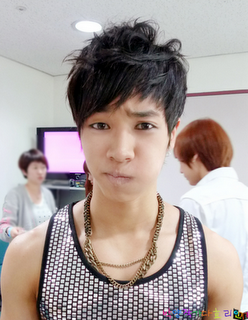 [11.01.25] KiKwang con el rostro "hinchado" Lee_Gi_Kwang8