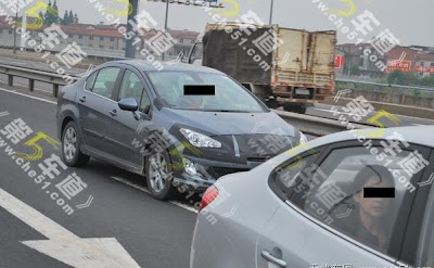 Peugeot 408 Sedan 308SEDAN2