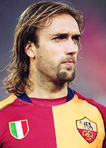 Los preferidos en Sudáfrica: Lio Messi, Maradona y... ¡Batistuta! Gabriel_Batistuta2