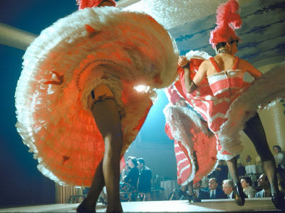 Le fil des nouveaux hédonistes - Page 5 1122144french-cancan-dancers-perform-on-stage-at-the-moulin-rouge-nightclub-posters