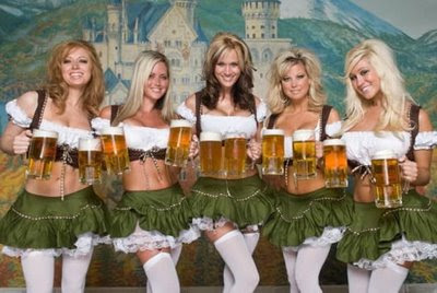 La Taberna de Antilea Oktoberfest-chicas