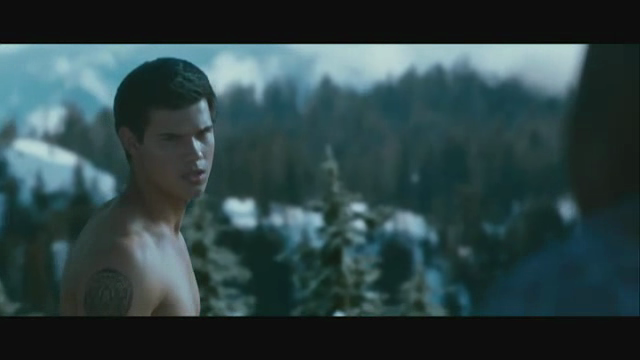 Capturas Taylor del trailer de Eclipse Vlcsnap-2010-04-23-12h59m14s114