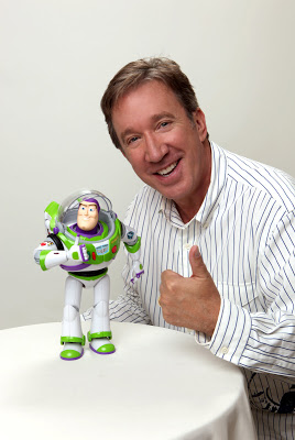 Toy Story 4 [Pixar - 2019] - Page 2 Tim_Allen_Buzz_thumbs_up