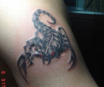 அழகான வரைவுச் சித்திரம். Scorpion-tattoo-meaning_ZhugR_1822
