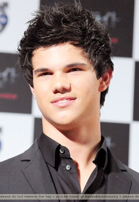 Fotos varias - Taylor Lautner (Jacob Black) - Página 2 C34