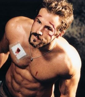 Ethan Bennet New Personaje Ryan_reynolds_blade_trinity_shirtless