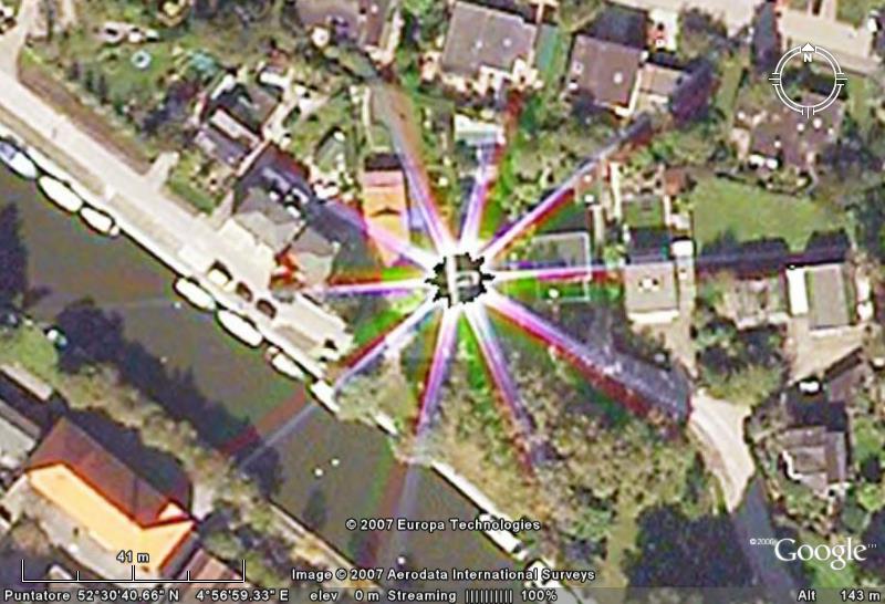 Google Earth: stranezze, curiosità, errori Riflesso%2Ba%2Braggiera%2B2