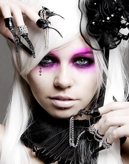 Postea la imagen 8) - Página 3 Kerli