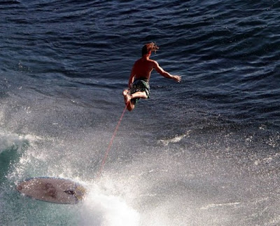 Cool Surfing Pictures... Surfer-wipeouts17