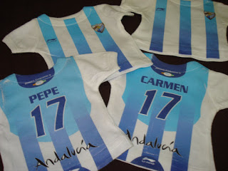 Mini camisetas y llaveros del Malaga para el coche DSC02783