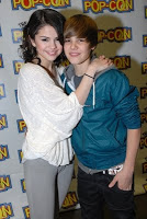 FOTOS: Justin Bieber y Fans en POP-CON E6e9e61f-c560-4e41-bd02-553fbf823f62