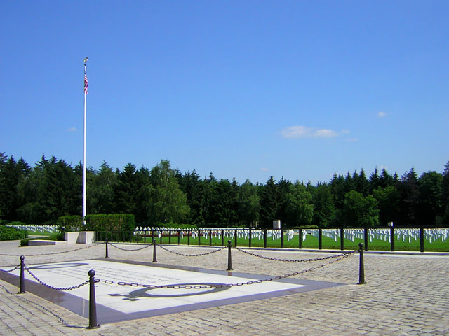 COSAS CURIOSAS  DE MI VIAJE POR ALEMANIA - Página 4 Villa_00390_Cementerio_Americano_Hamm