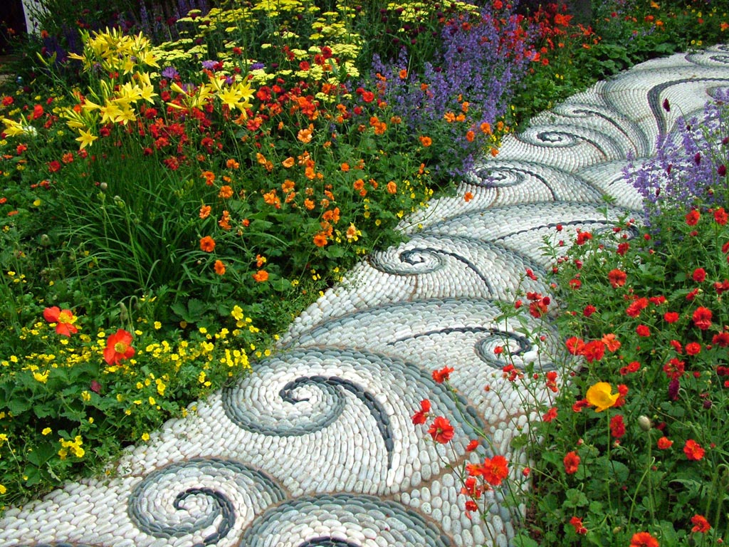 --Mozaik-- Pebble-mosaic--flower-path