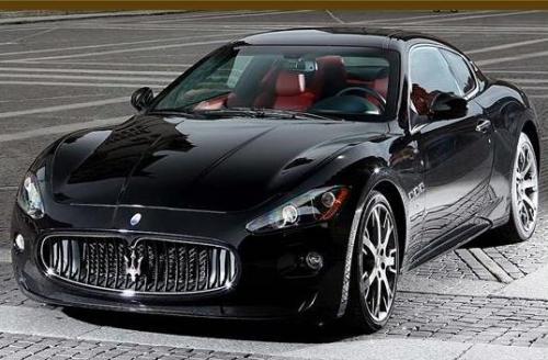 Automoveis para Vender Maseratis-robb-reports-edition-1_500