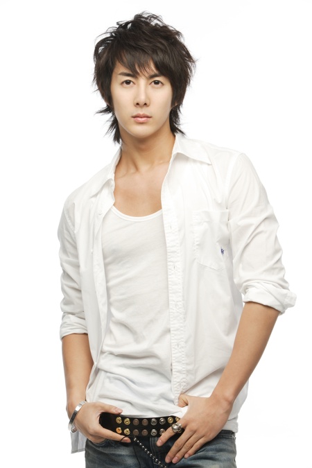 SS501 DATOS CURIOSOS  :D  :D  :yes:  :yes:  Kimhyungjoon2hannah2009