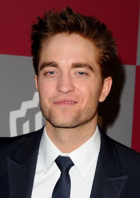 17-ENERO- OMG Robert Pattinson en los Globos de Oro!! *ACTUALIZADO* 108083811