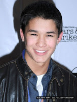 Boo Boo Stewart / Julia Jones / Tinsel Korey - Página 2 59877724mariaddiction311201062800AM