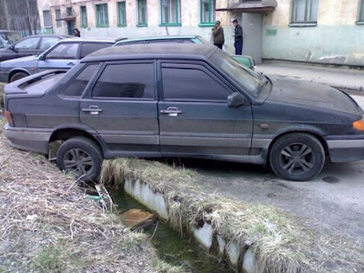 Parkir Mobil yang Menjadi Masalah Car-parking-fails-06