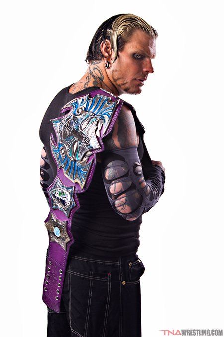 2do luchador: contrato de Jeff Hardy  77147_458635621025_31695961025_5663389_824963_n