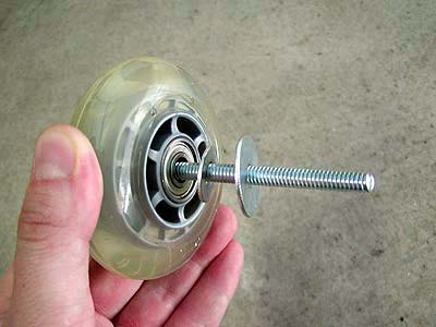 Carrinho de rolima: qual escolher? Peco ajuda! Urgente! - Página 2 Centi_dolly_wheel_half_assembled_md