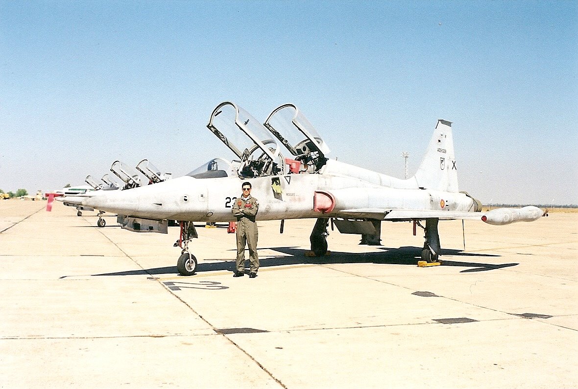 Northrop F-5 como caza Stop Gap para la Fuerza Aérea Argentina????? - Página 6 Espa%C3%B1a_2