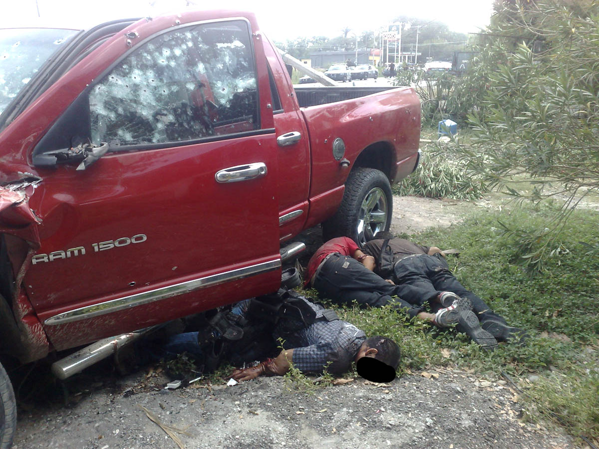 Tamaulipas - Fotos enfrentamiento en El Limón, Tamaulipas (imágenes fuertes) Cdmante01