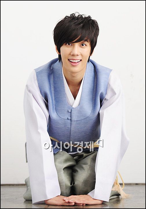 Un Feliz Año Nuevo Lunar de Park Jung Min! 4