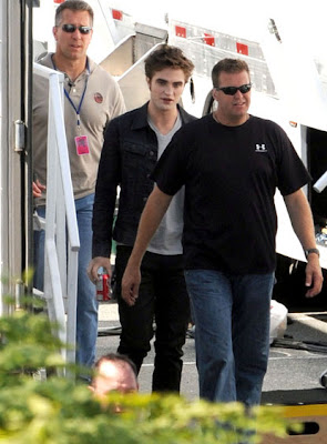 Fotos de Robert en el Set de Eclipse SPL121856_006