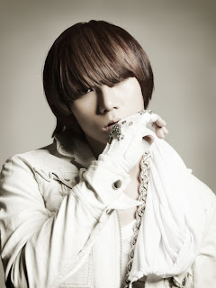 تقرير لفرقة B2ST HyunSeung%201