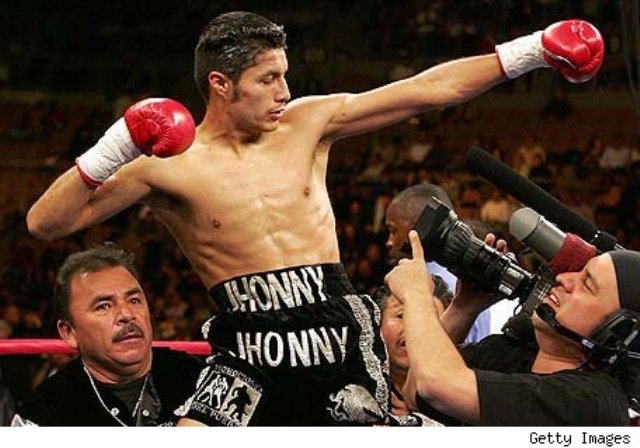 Jhonny Gonzalez vs Jorge Arce quieren diciembre Jhonny_Gonzalez