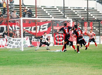 [35º] Douglas Haig vs Fenix Douglas