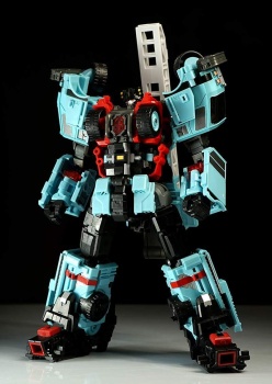 [MakeToys] Produit Tiers - Gamme MT - Basé sur les BD TF d'IDW - Page 12 0x2fuNqa